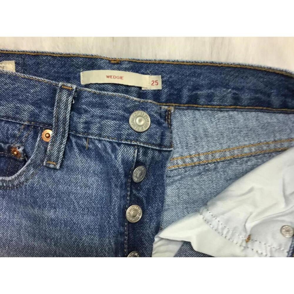 Levi's Wedgie Fit Women's Jeans Size 25